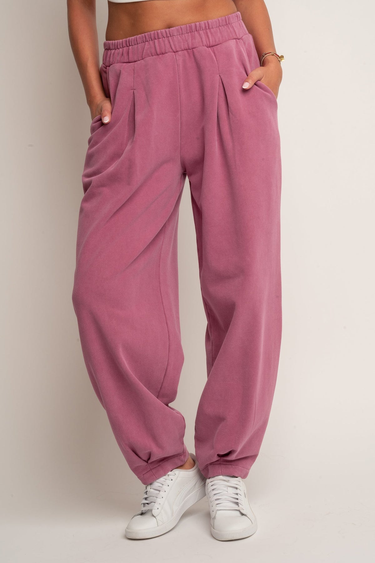 SPODNIE DRESOWE O KROJU BALLOON FIT Z EFEKTEM WASHED RÓŻOWE - RIBE TALL