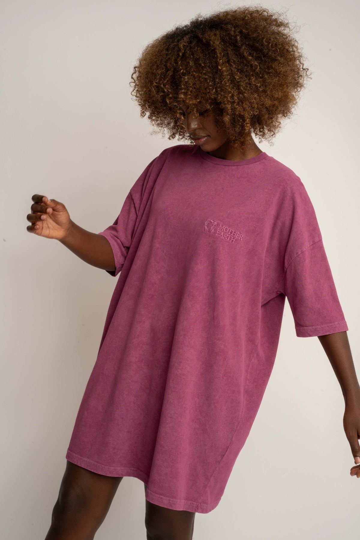 T-SHIRT OVERSIZE Z EFEKTEM WASHED BURGUNDOWY - COMO