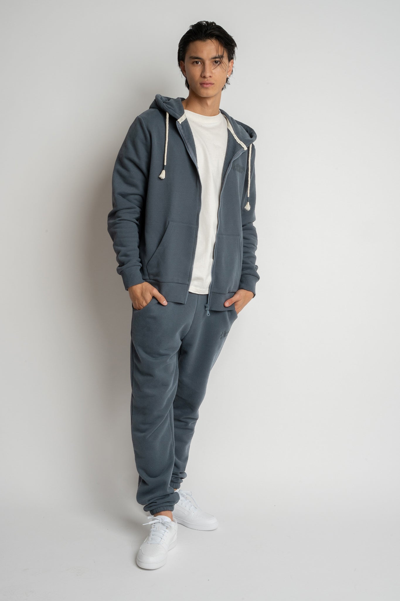 MĘSKA BLUZA Z KAPTUREM 2nd DROP GRAFITOWA - NASSAU