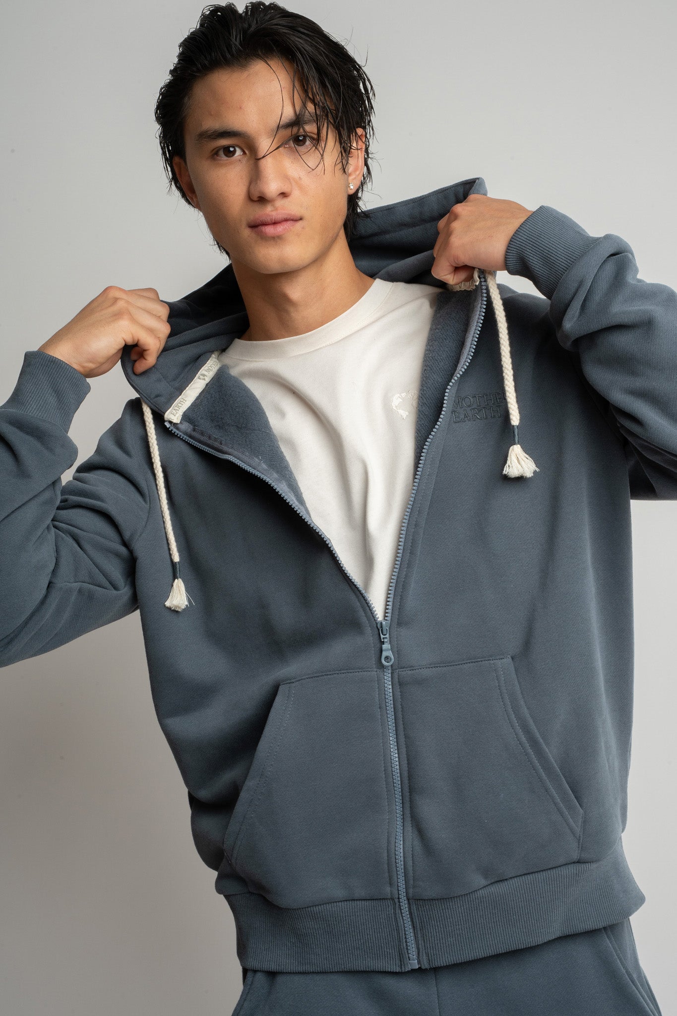 MĘSKA BLUZA Z KAPTUREM 2nd DROP GRAFITOWA - NASSAU