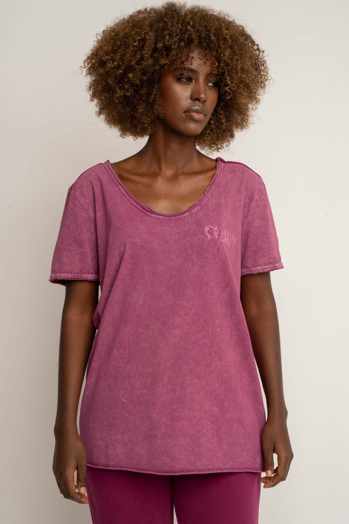 T-SHIRT Z EFEKTEM WASHED BURGUNDOWY - SEINE