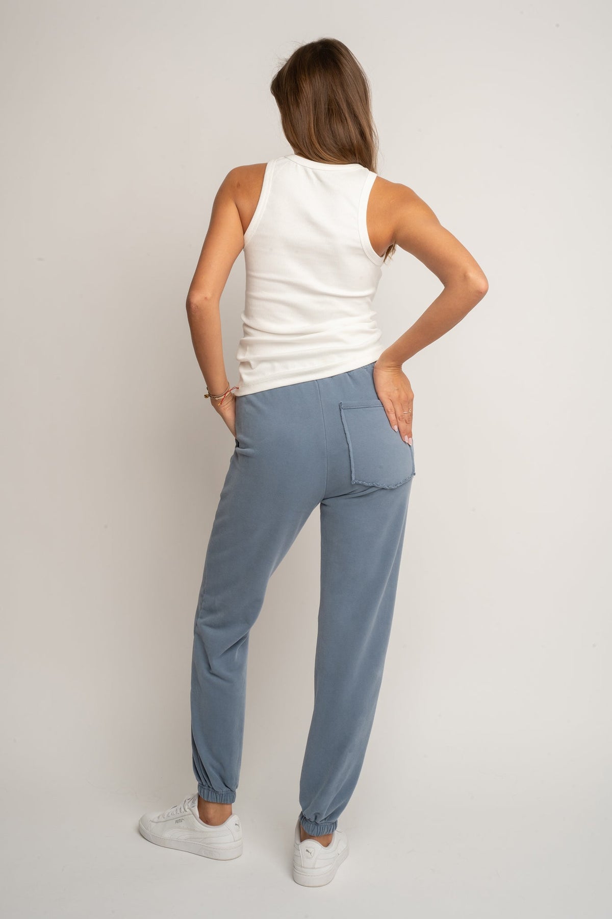 SPODNIE DRESOWE REGULAR FIT Z EFEKTEM WASHED NIEBIESKIE - LAHTI