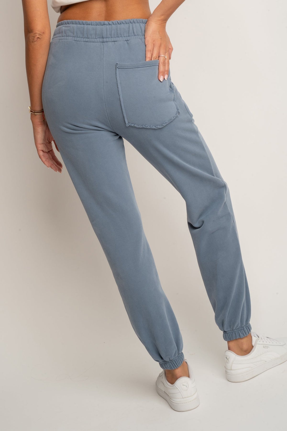 SPODNIE DRESOWE REGULAR FIT Z EFEKTEM WASHED NIEBIESKIE - LAHTI
