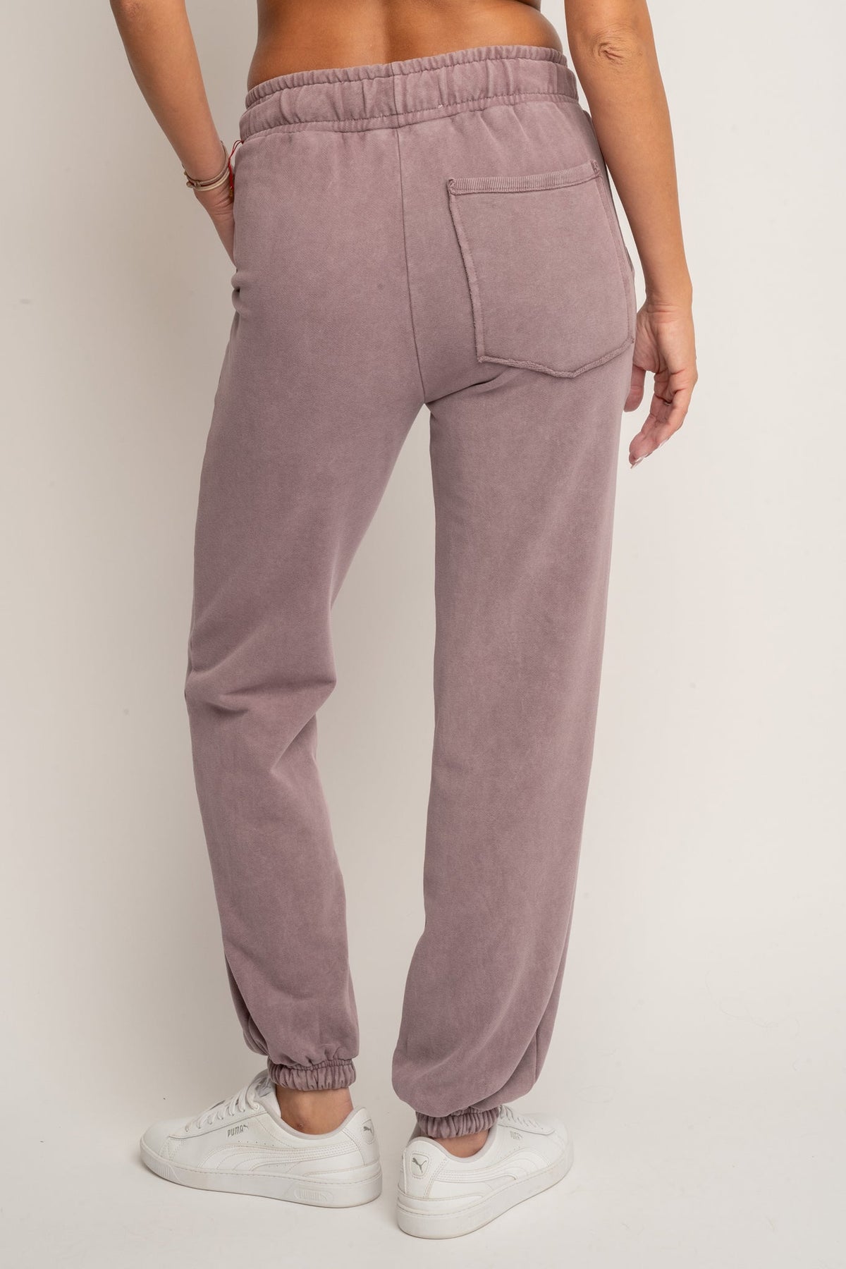 SPODNIE DRESOWE REGULAR FIT Z EFEKTEM WASHED WRZOSOWE - LAHTI