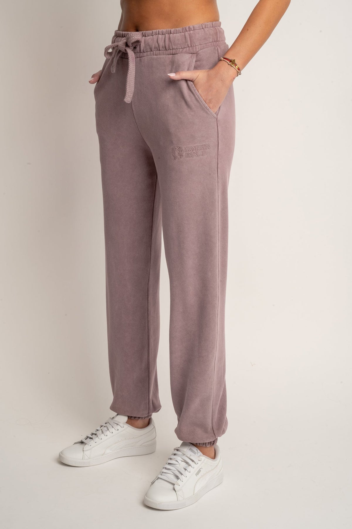 SPODNIE DRESOWE REGULAR FIT Z EFEKTEM WASHED WRZOSOWE - LAHTI