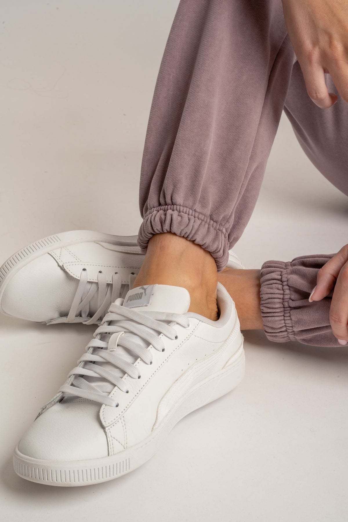 SPODNIE DRESOWE REGULAR FIT Z EFEKTEM WASHED WRZOSOWE - LAHTI