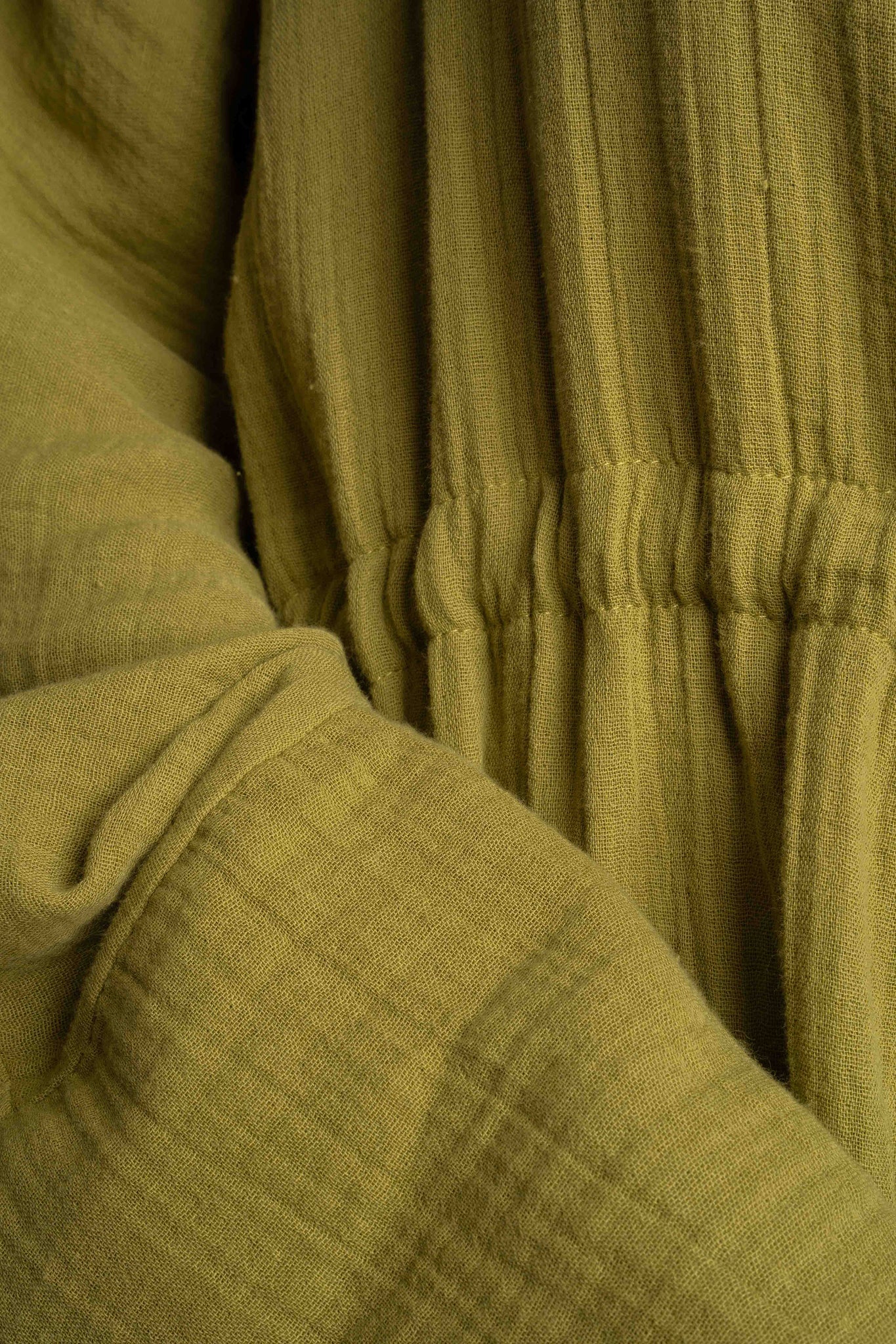 DAMSKA KOSZULA MUSLINOWA ZE SZNURKIEM ZIELONA- AGLAJA