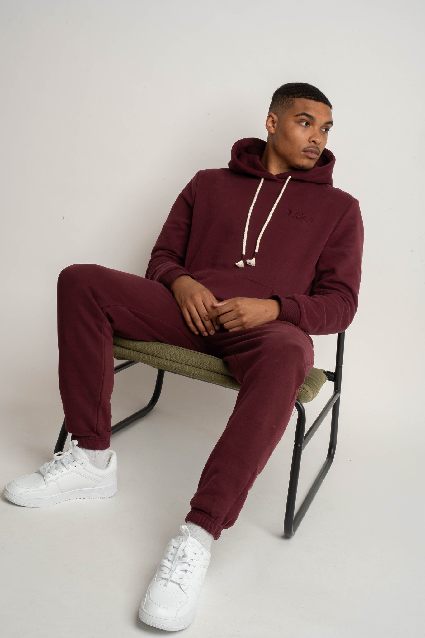 MĘSKA BLUZA Z KAPTUREM BORDOWA - ASTON