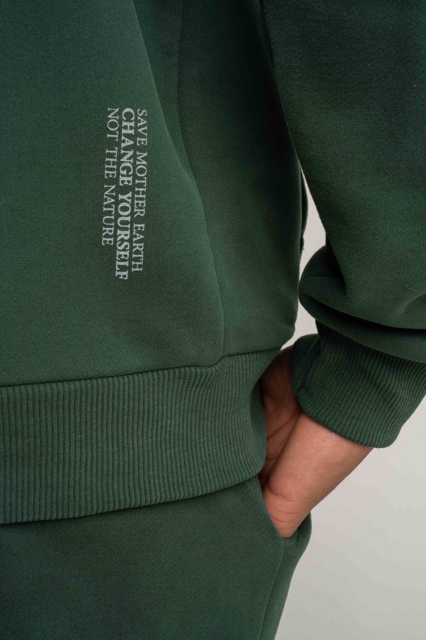 MĘSKA BLUZA Z KAPTUREM CIEMNOZIELONA - ASTON