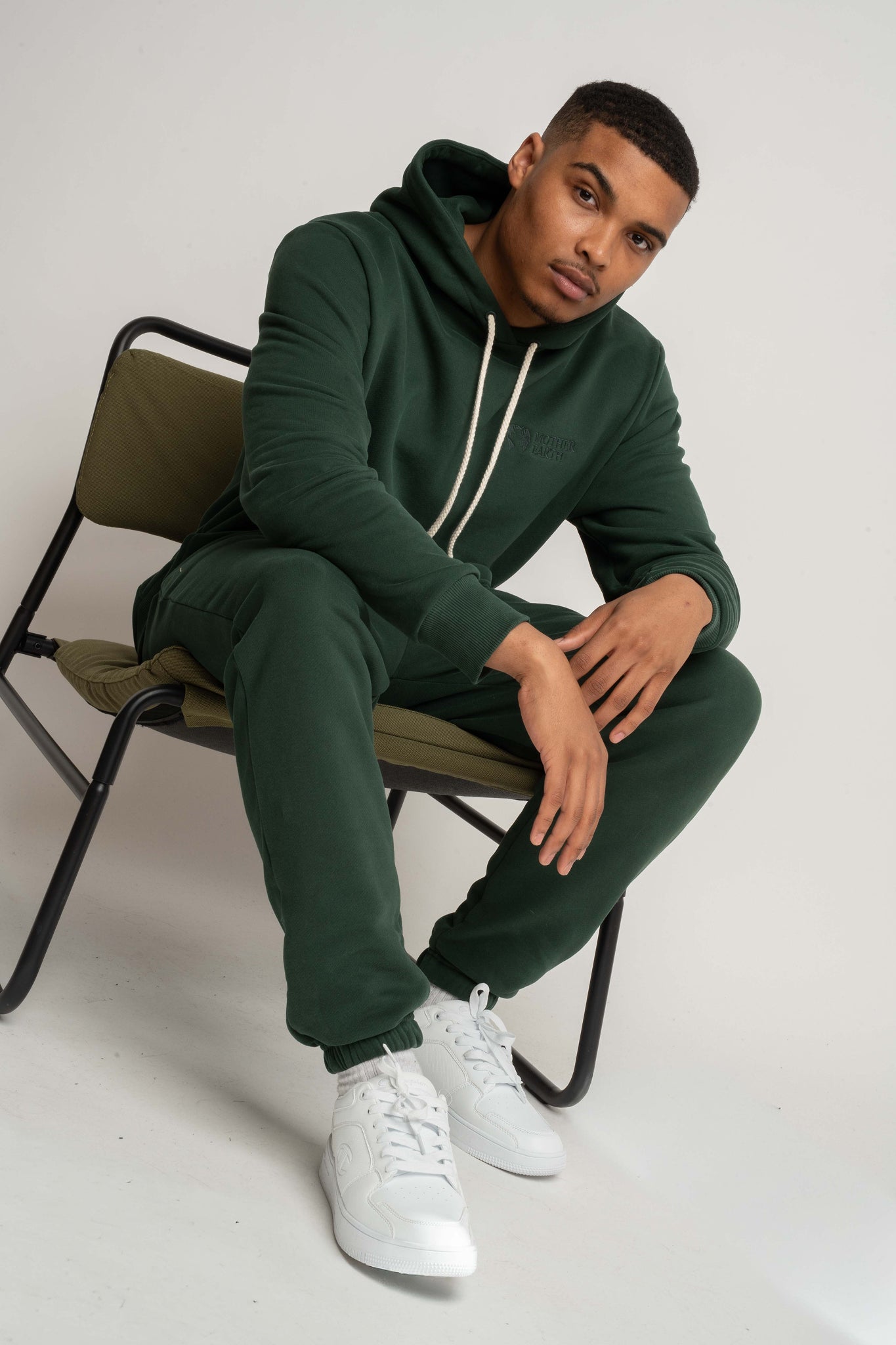 SPODNIE DRESOWE MĘSKIE CIEMNOZIELONE - CORADO