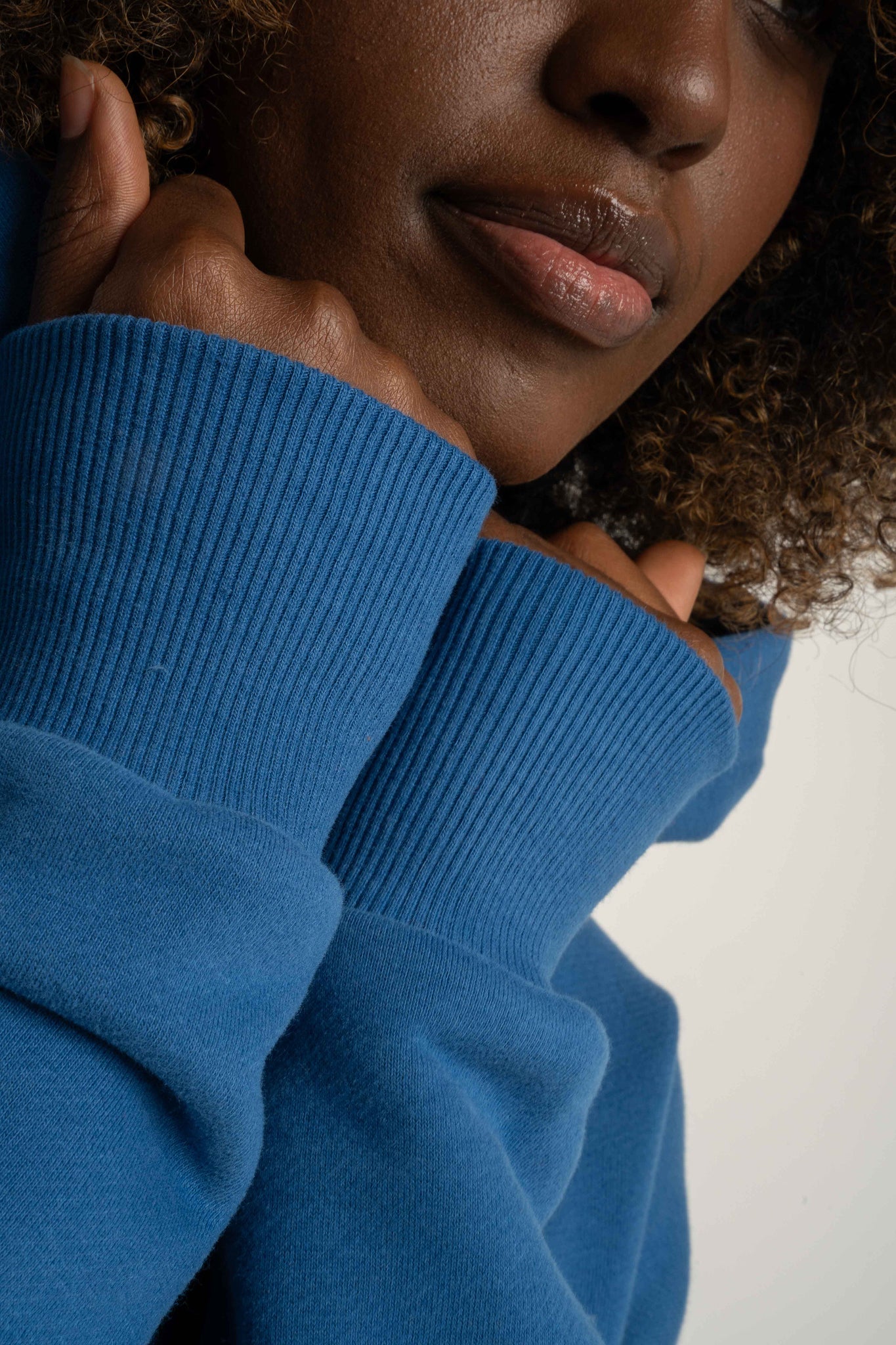 BLUZA Z KAPTUREM 2nd DROP NIEBIESKA - MURIA