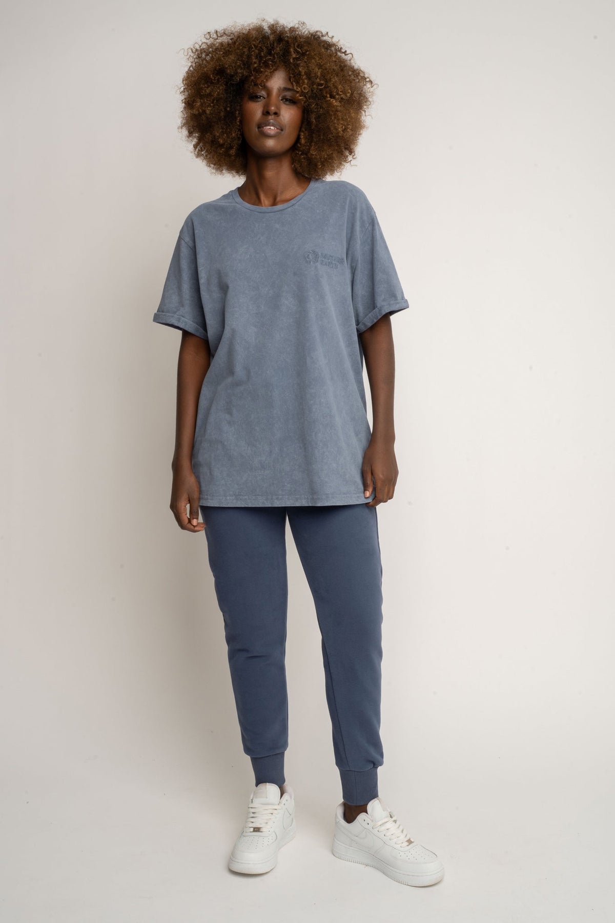 T-SHIRT Z EFEKTEM WASHED GRANATOWY - MOJAVE
