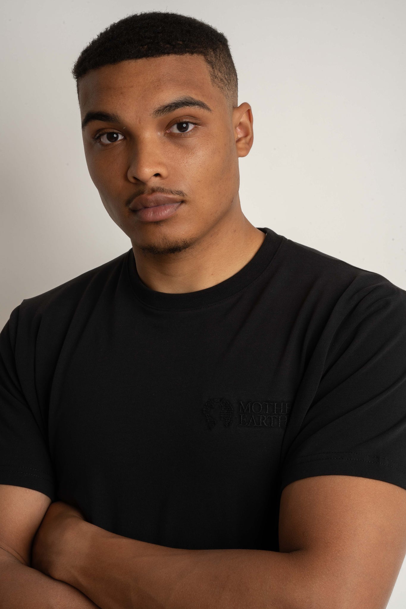 T-SHIRT MĘSKI CZARNY - EVEREST