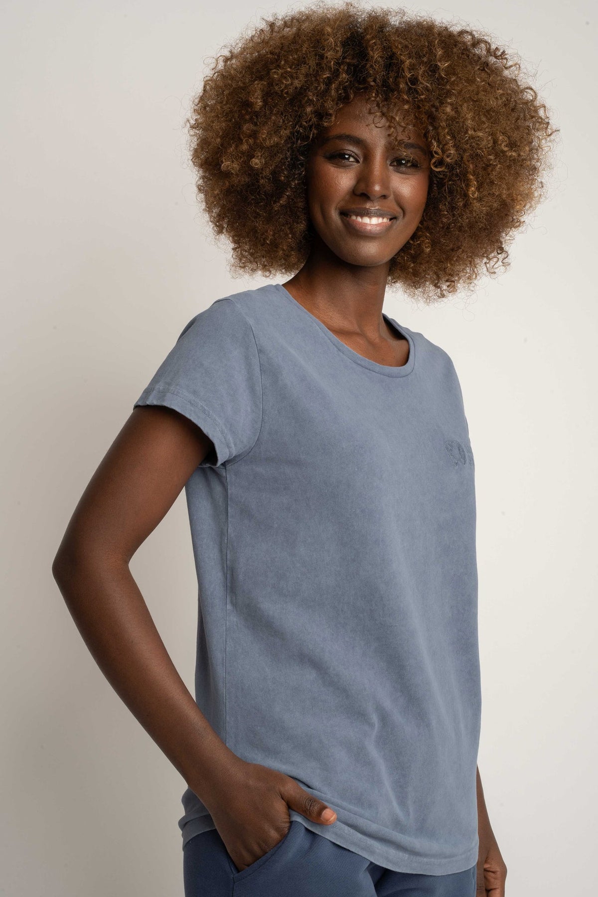 T-SHIRT Z EFEKTEM WASHED GRANATOWY - YUKON