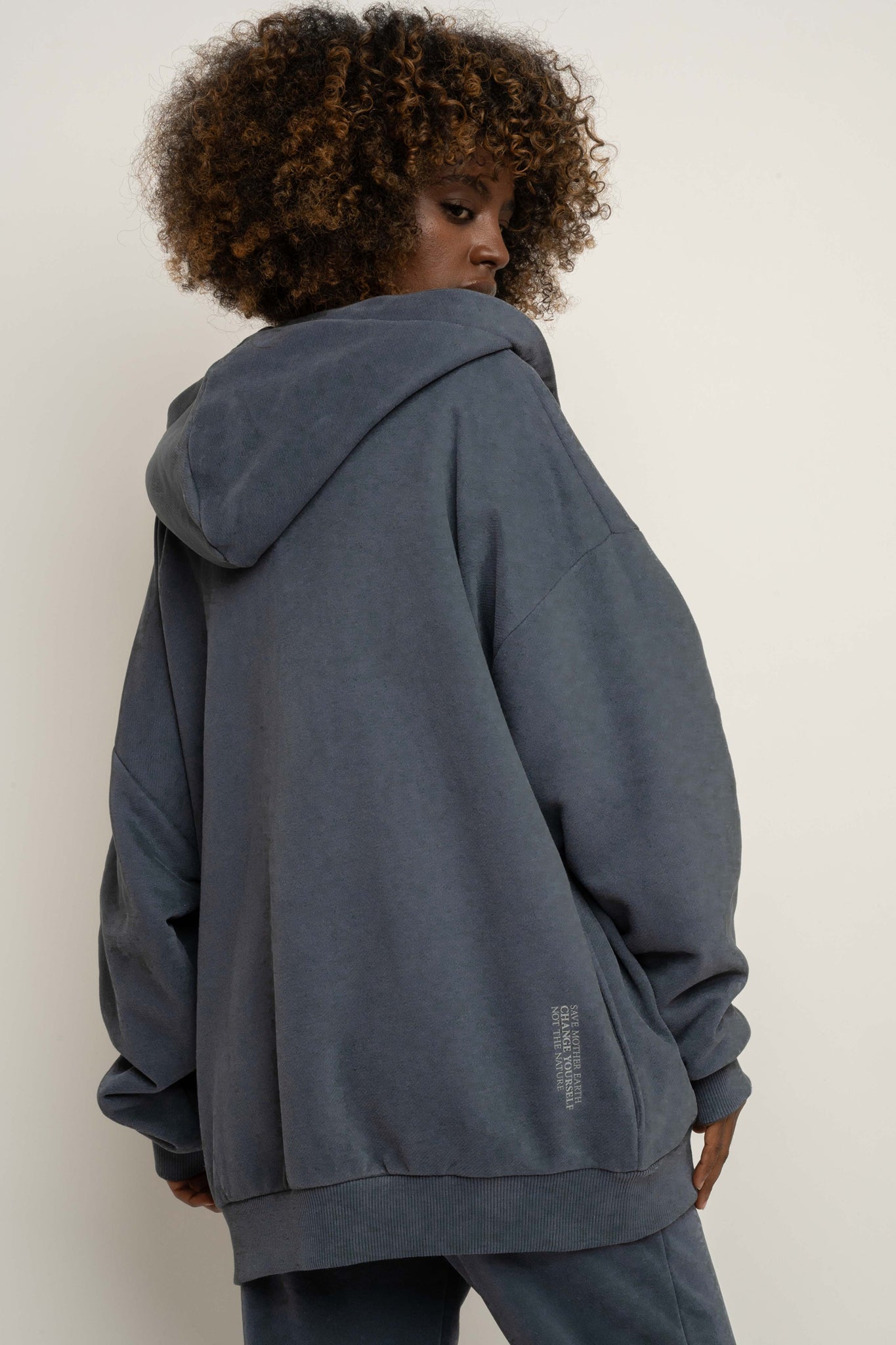 BLUZA Z KAPTUREM ROZPINANA 2nd DROP GRAFITOWA -NIKO