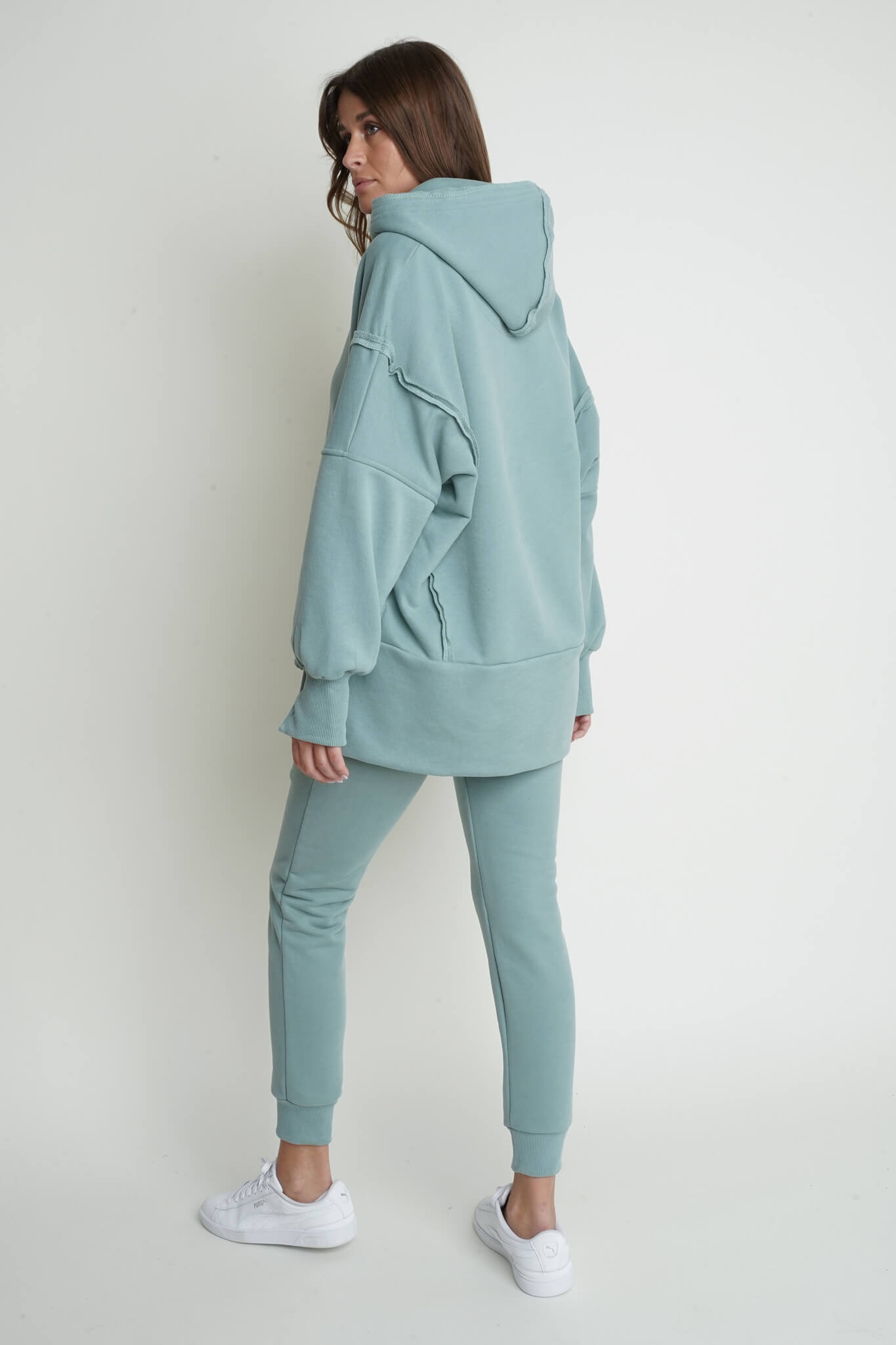 luźna bluza damska.