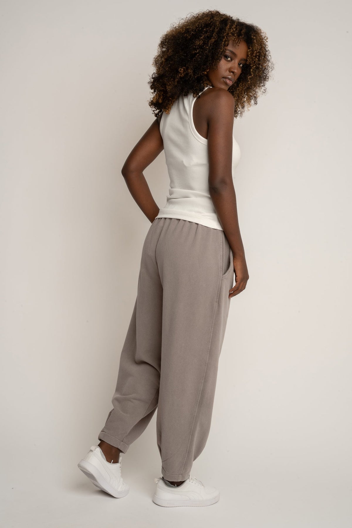 MOCHA WASHED BALLOON FIT JOGGERS - RIBE PETIT