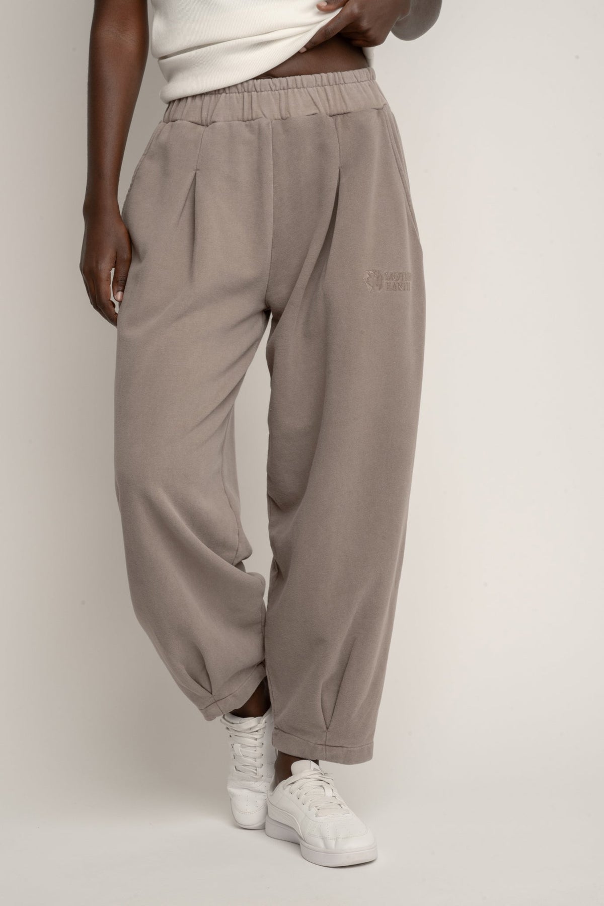 MOCHA WASHED BALLOON FIT JOGGERS - RIBE PETIT