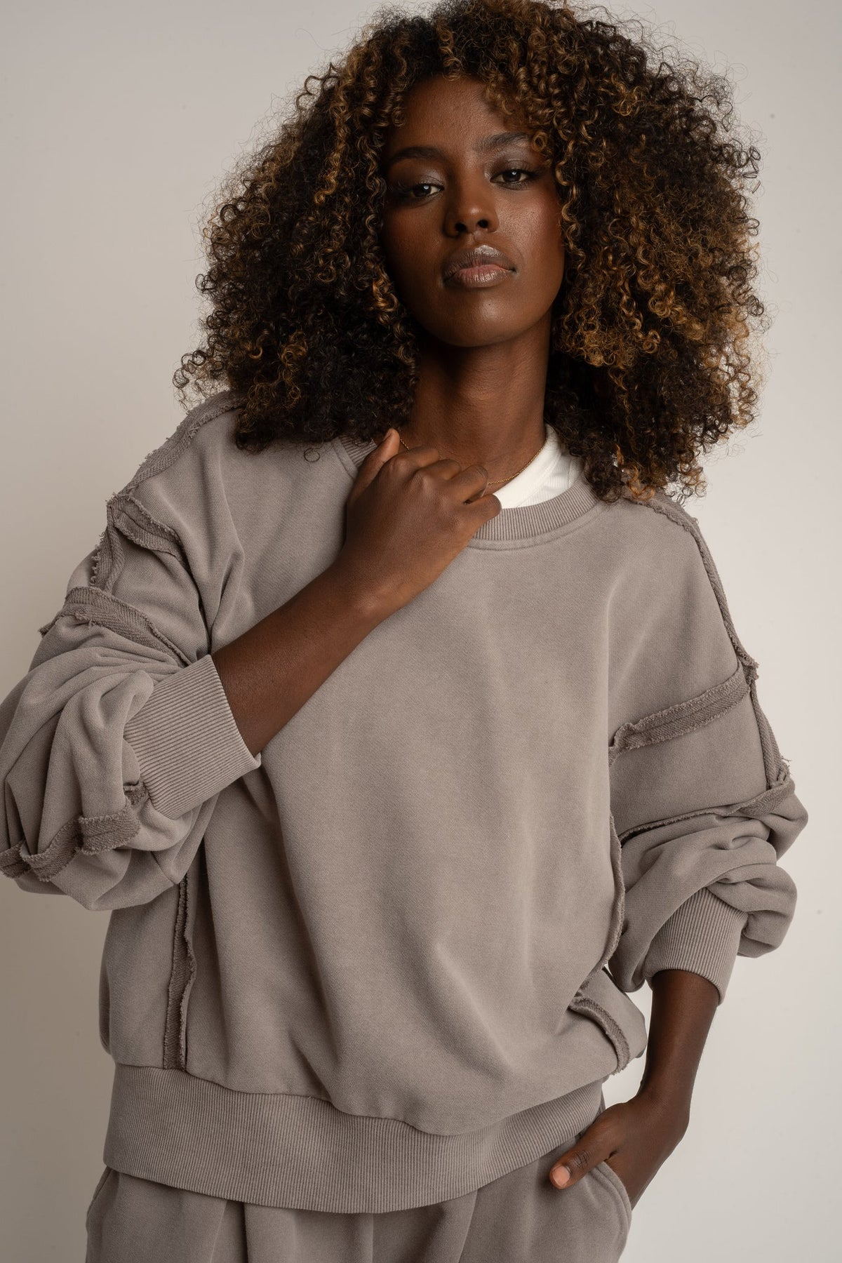 WASHED MOCCA CREWNECK SWEATSHIRT - DALARNA