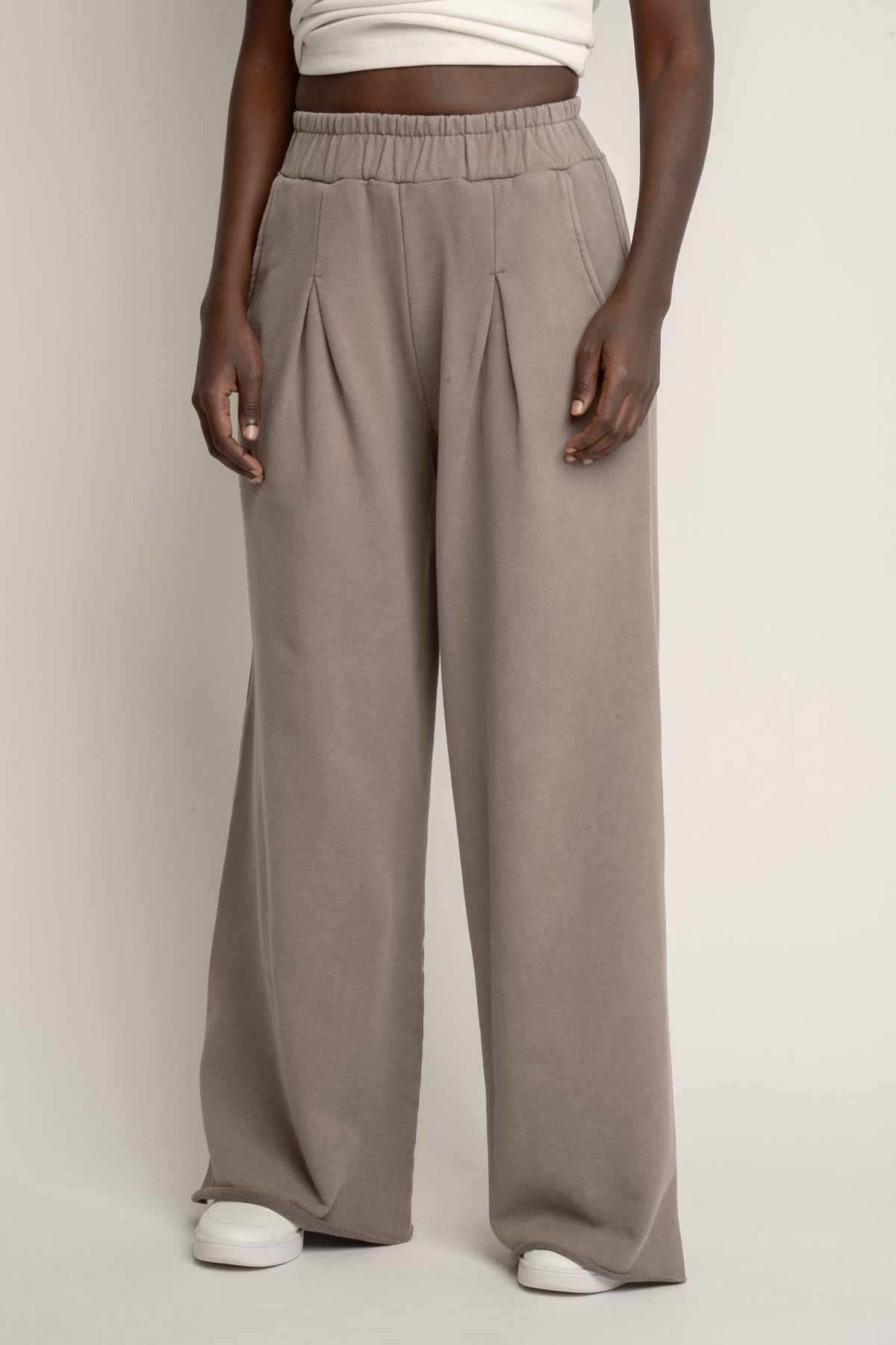 WIDE LEG SWEATPANTS WITH WASHED MOCCA EFFECT - ESBJERG