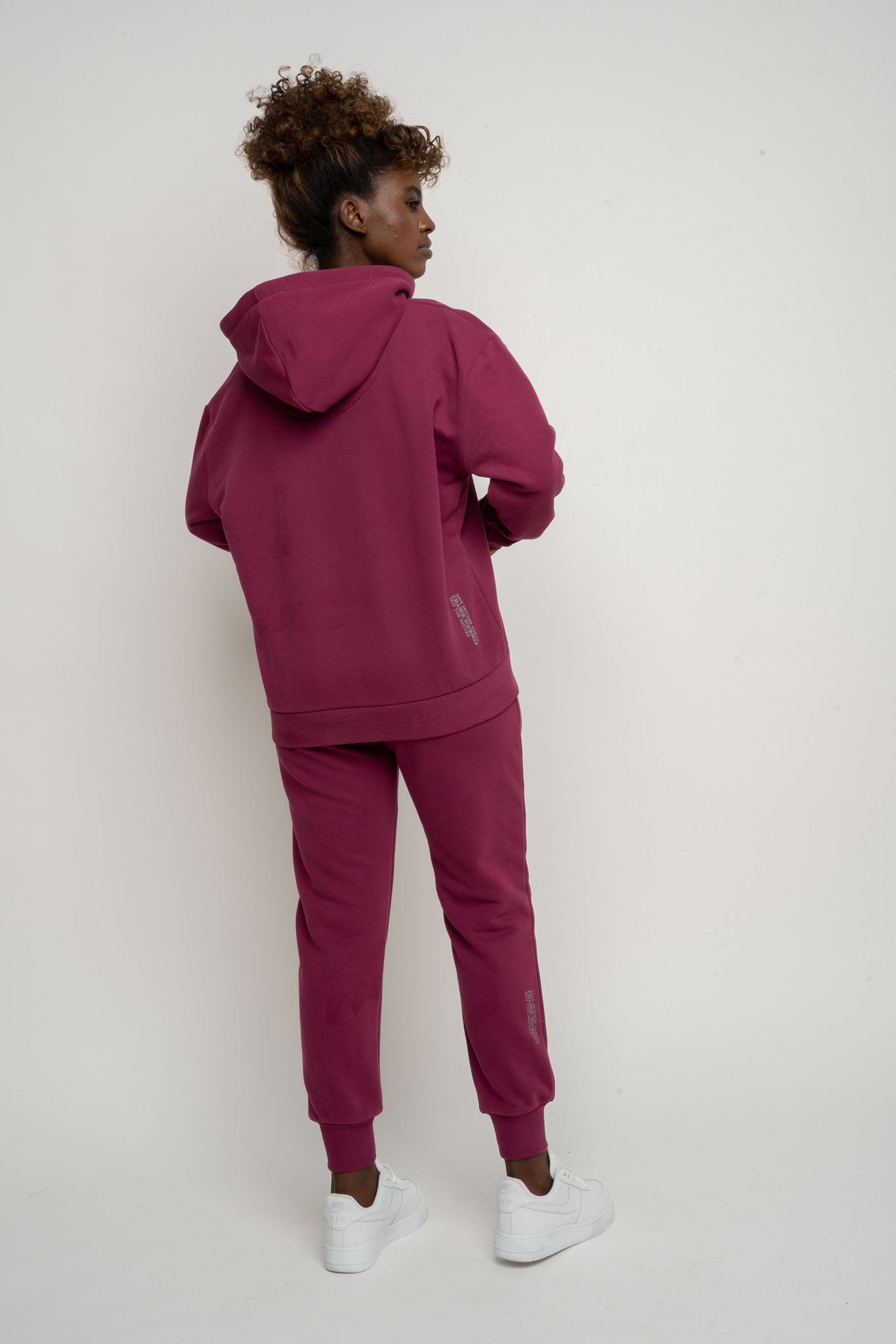 BLUZA Z KAPTUREM BURGUNDOWA - MOHELI