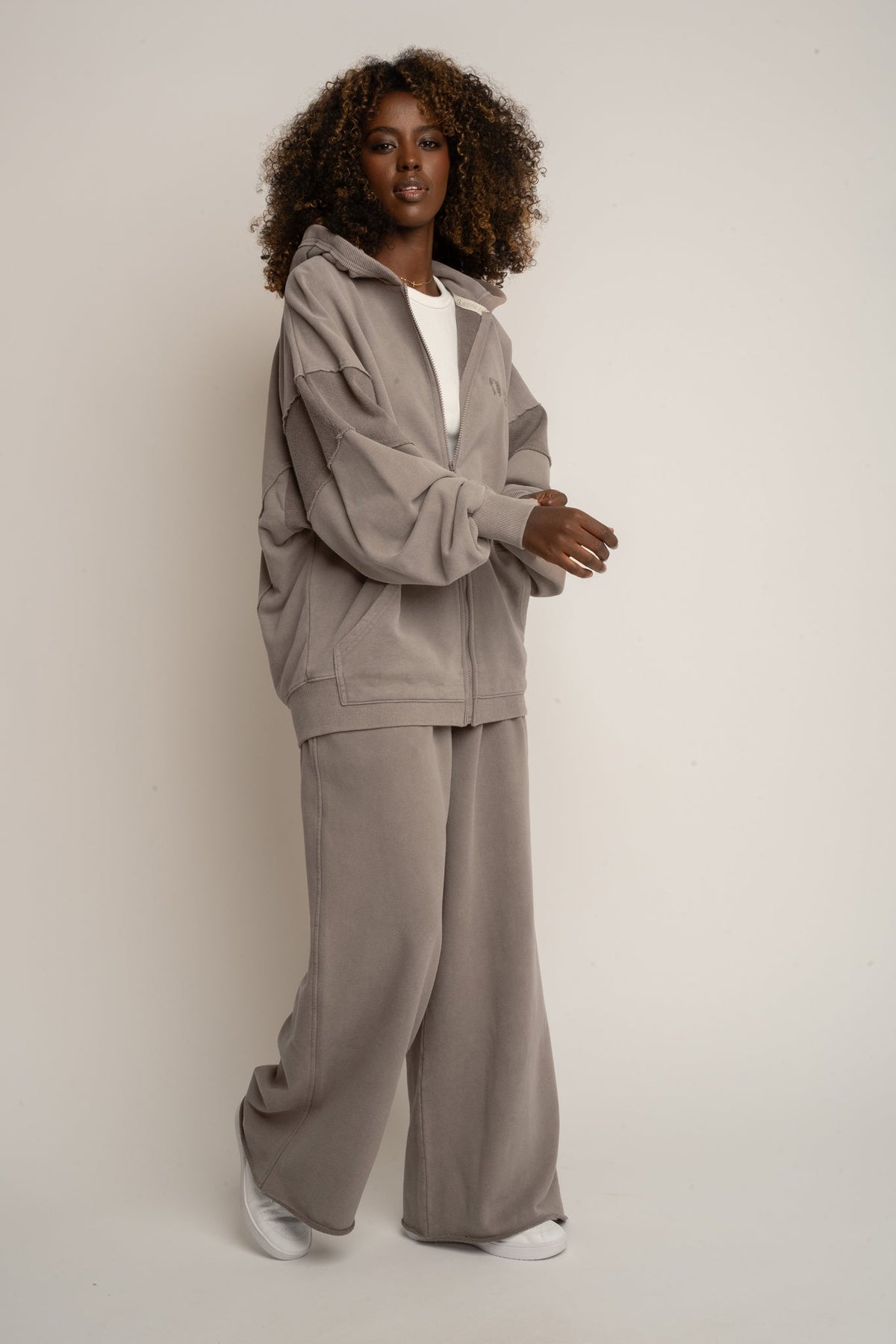 WIDE LEG SWEATPANTS WITH WASHED MOCCA EFFECT - ESBJERG