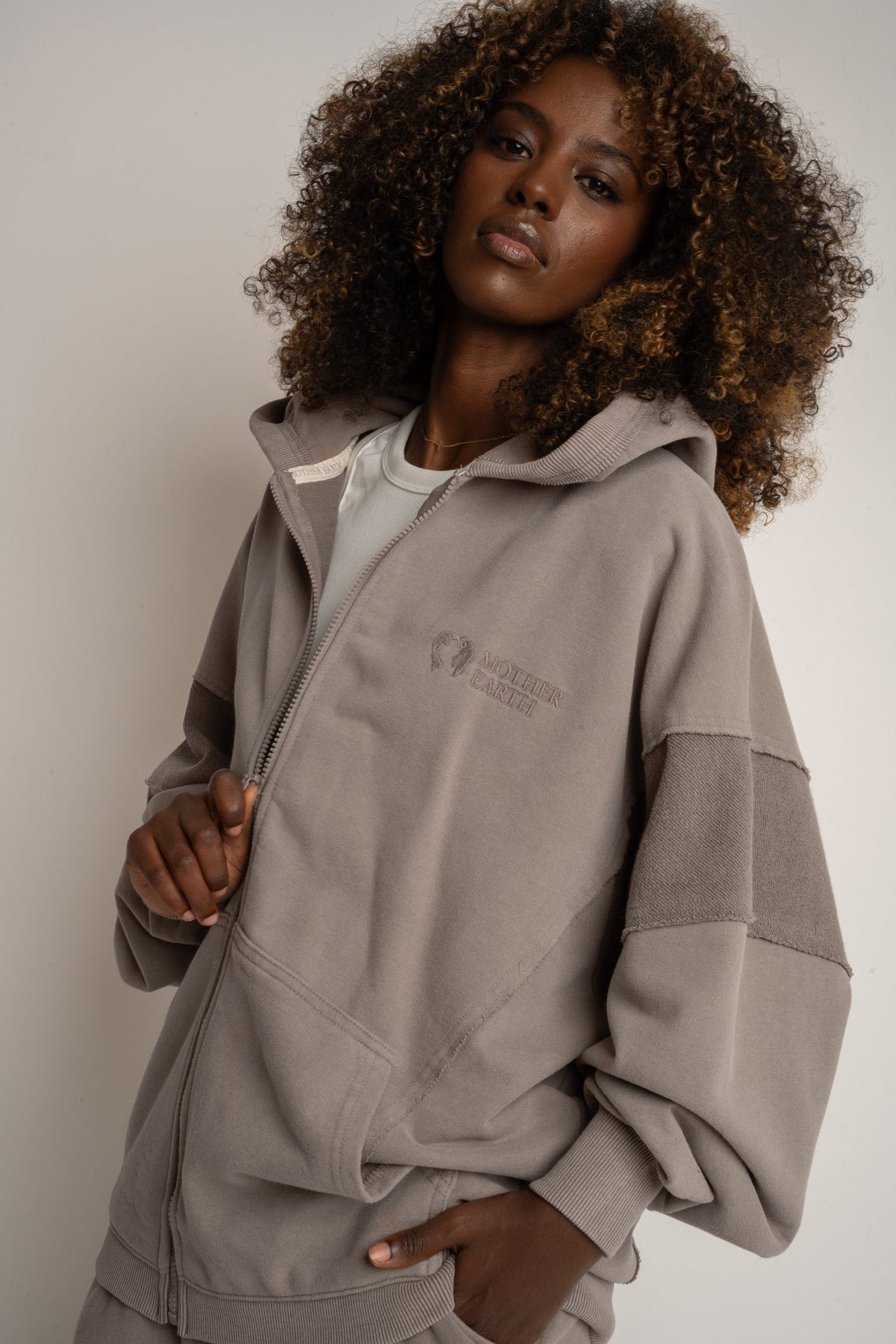 OVERSIZE HOODIE WITH WASHED EFFECT MOCHA - TRONDHEIM