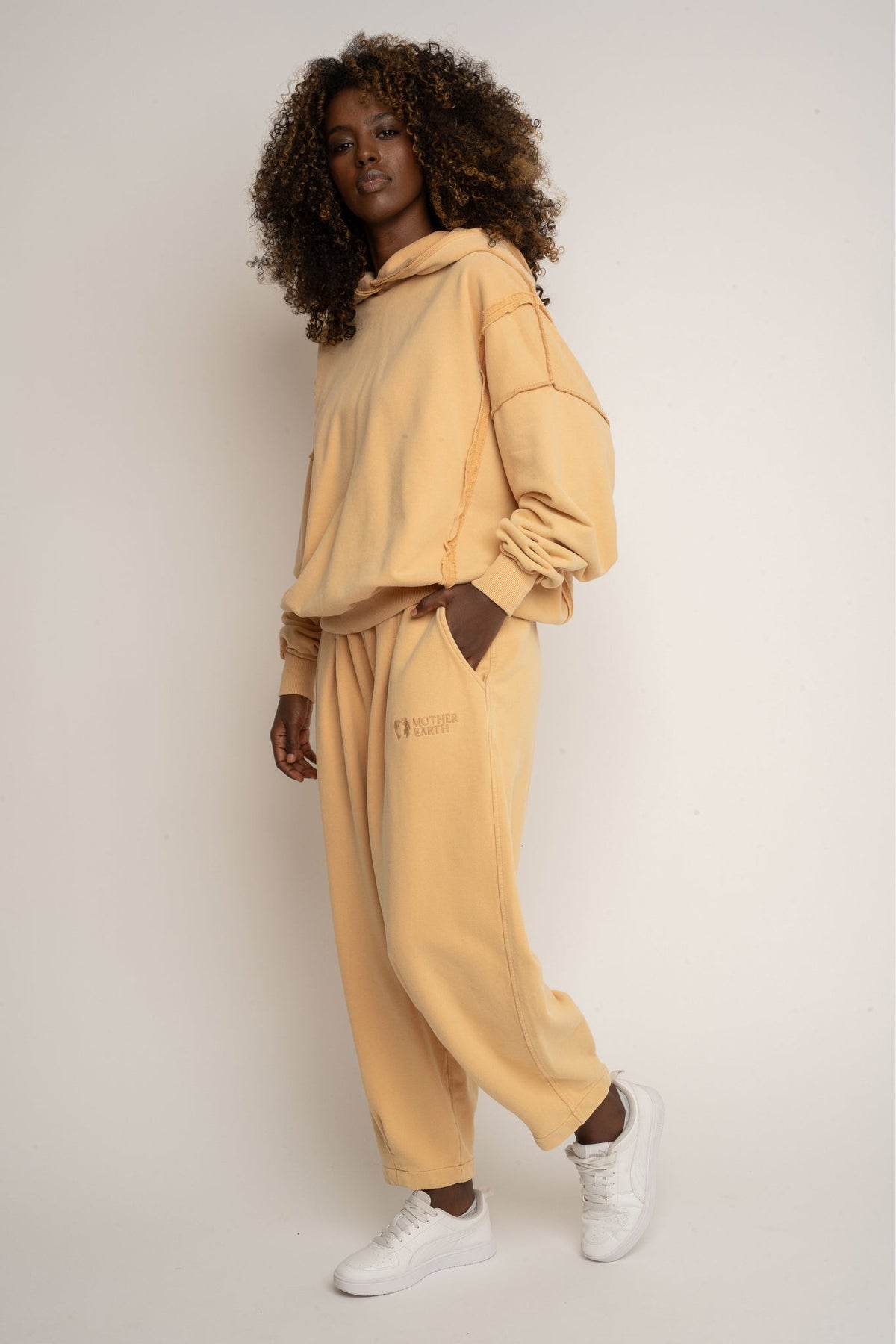 BLUZA OVERSIZE Z EFEKTEM WASHED MUSZTARDOWA - OSLO