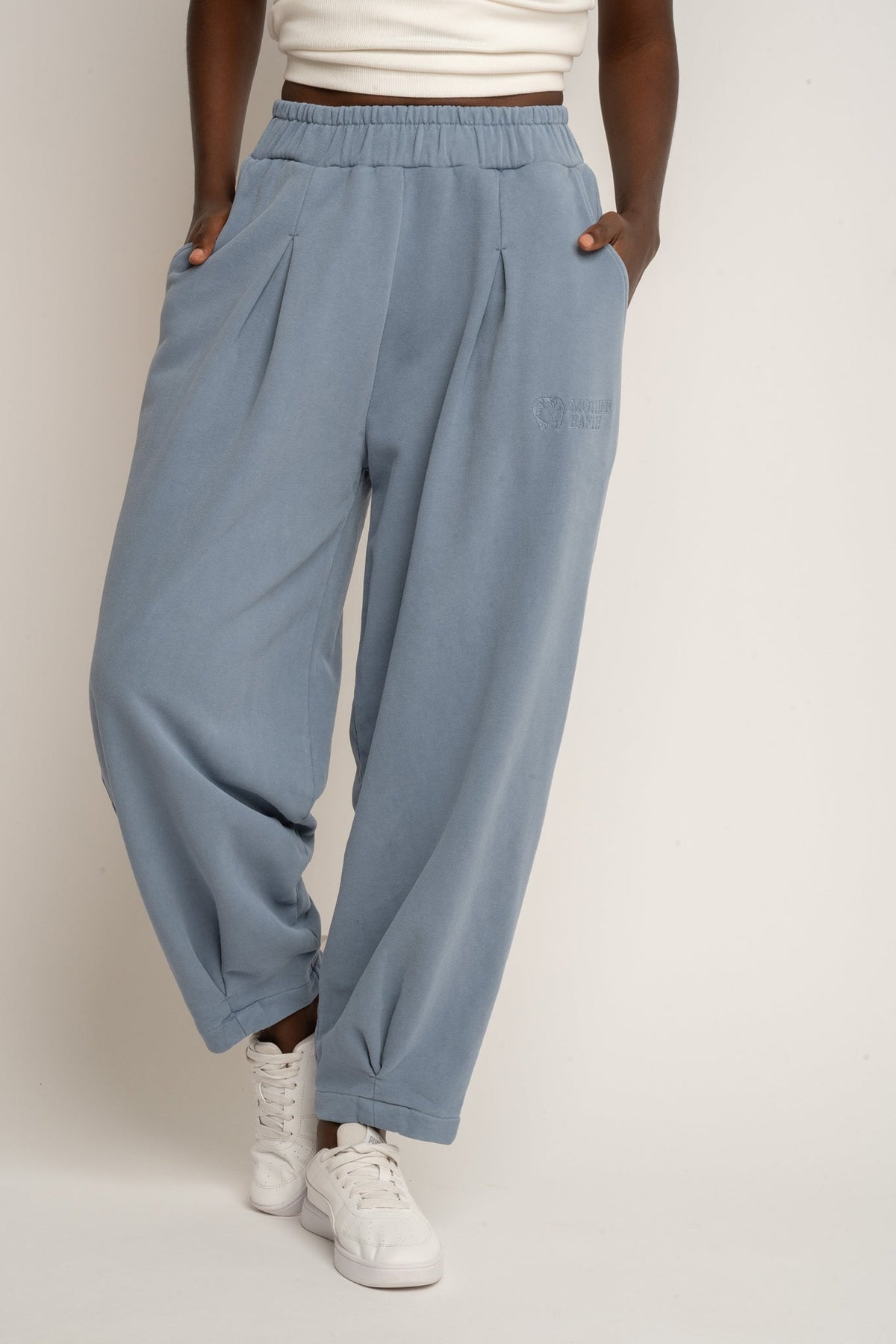 WASHED BALLOON FIT SWEATPANTS BLUE - RIBE PETIT