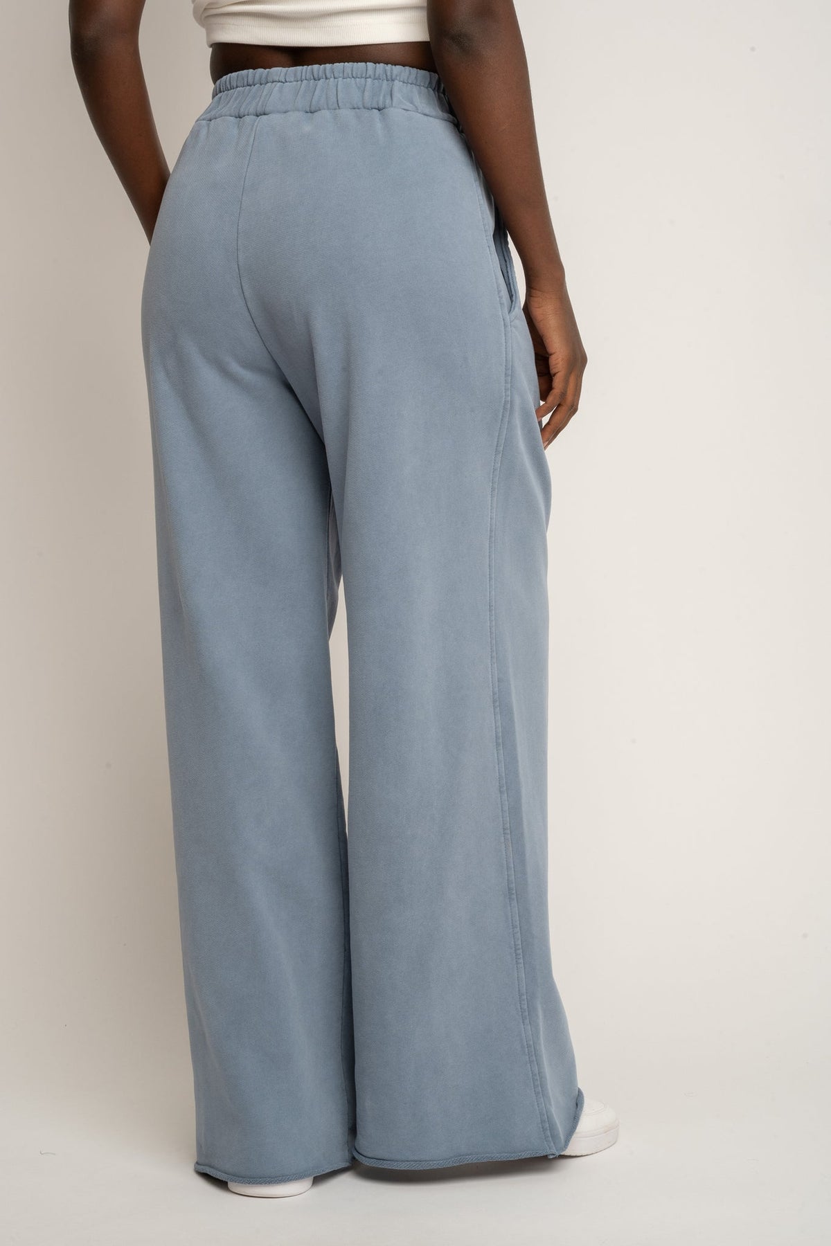 BLUE WASHED WIDE LEG SWEATPANTS - ESBJERG