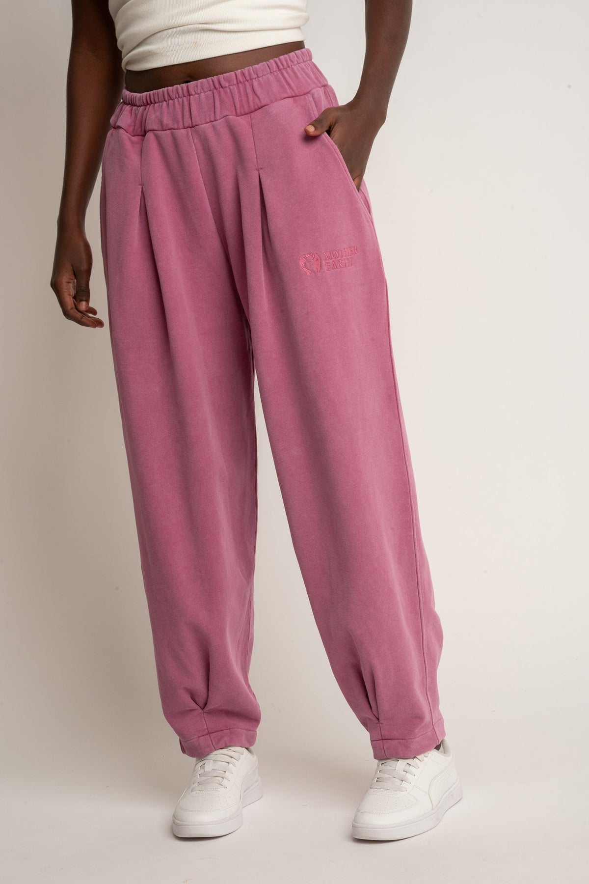 PINK WASHED EFFECT BALLOON FIT SWEATPANTS - RIBE PETIT