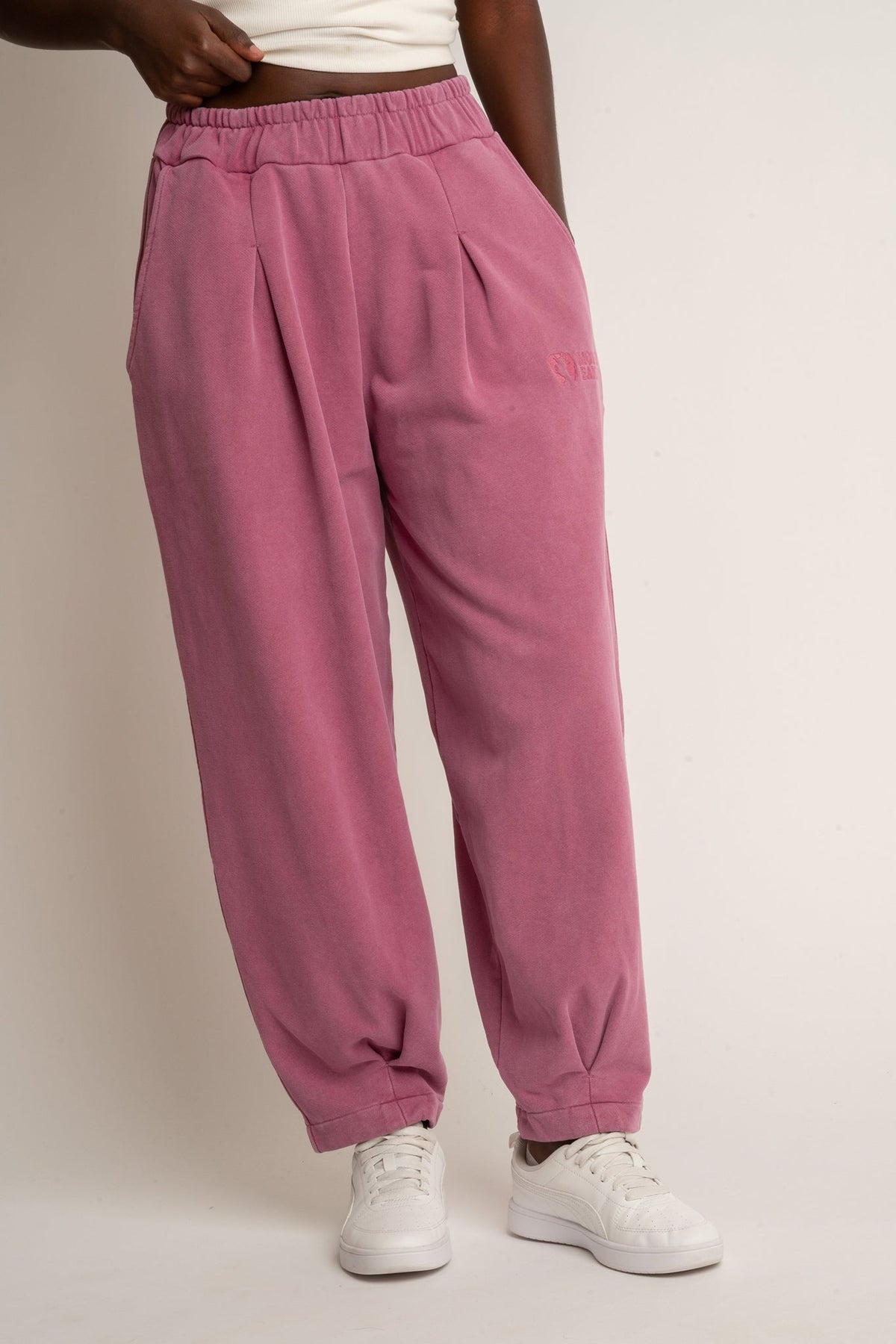 PINK WASHED EFFECT BALLOON FIT SWEATPANTS - RIBE PETIT
