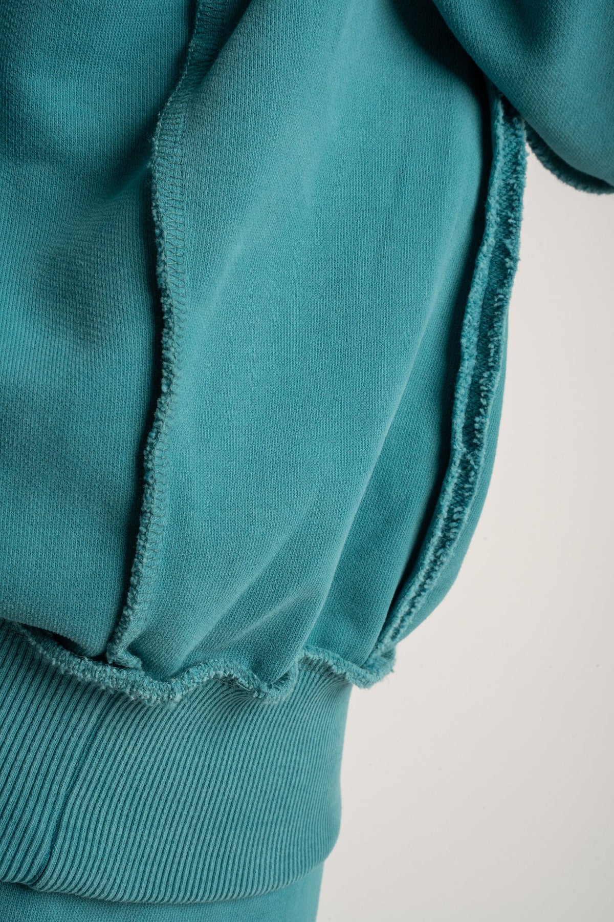 BLUZA OVERSIZE Z EFEKTEM WASHED  TURKUSOWA - OSLO